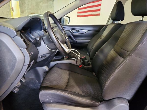 2018 NISSAN ROGUE — DENT