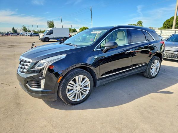 2019 CADILLAC XT5 — DSFA — Front 3/4