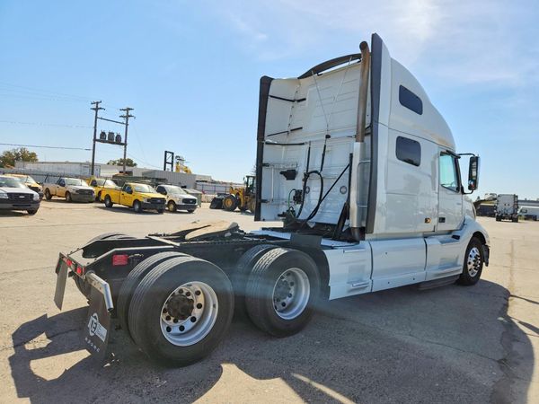 2023 VOLVO VN — PSRA