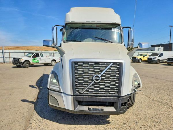 2023 VOLVO VN — DIRF