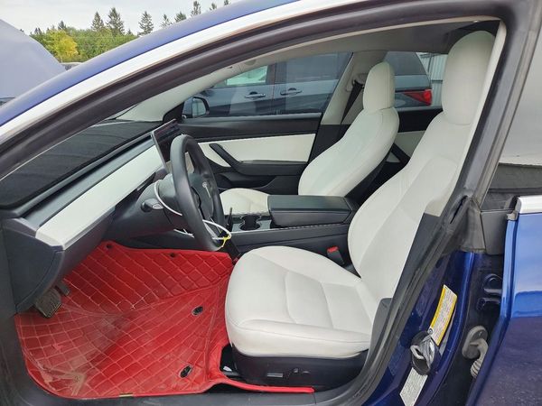 2020 TESLA MODEL 3 — DENT