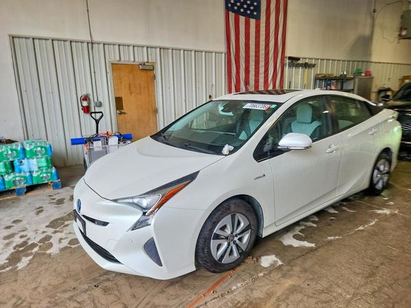 2018 TOYOTA PRIUS — DSFA — Front 3/4