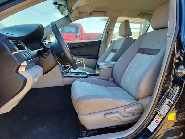 2014 TOYOTA CAMRY — DENT