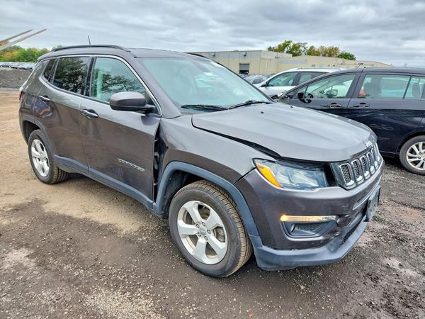 2019 JEEP COMPASS — Passenger 3/4