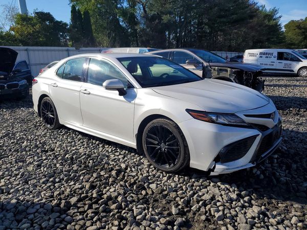 2024 TOYOTA CAMRY XSE — Passenger 3/4