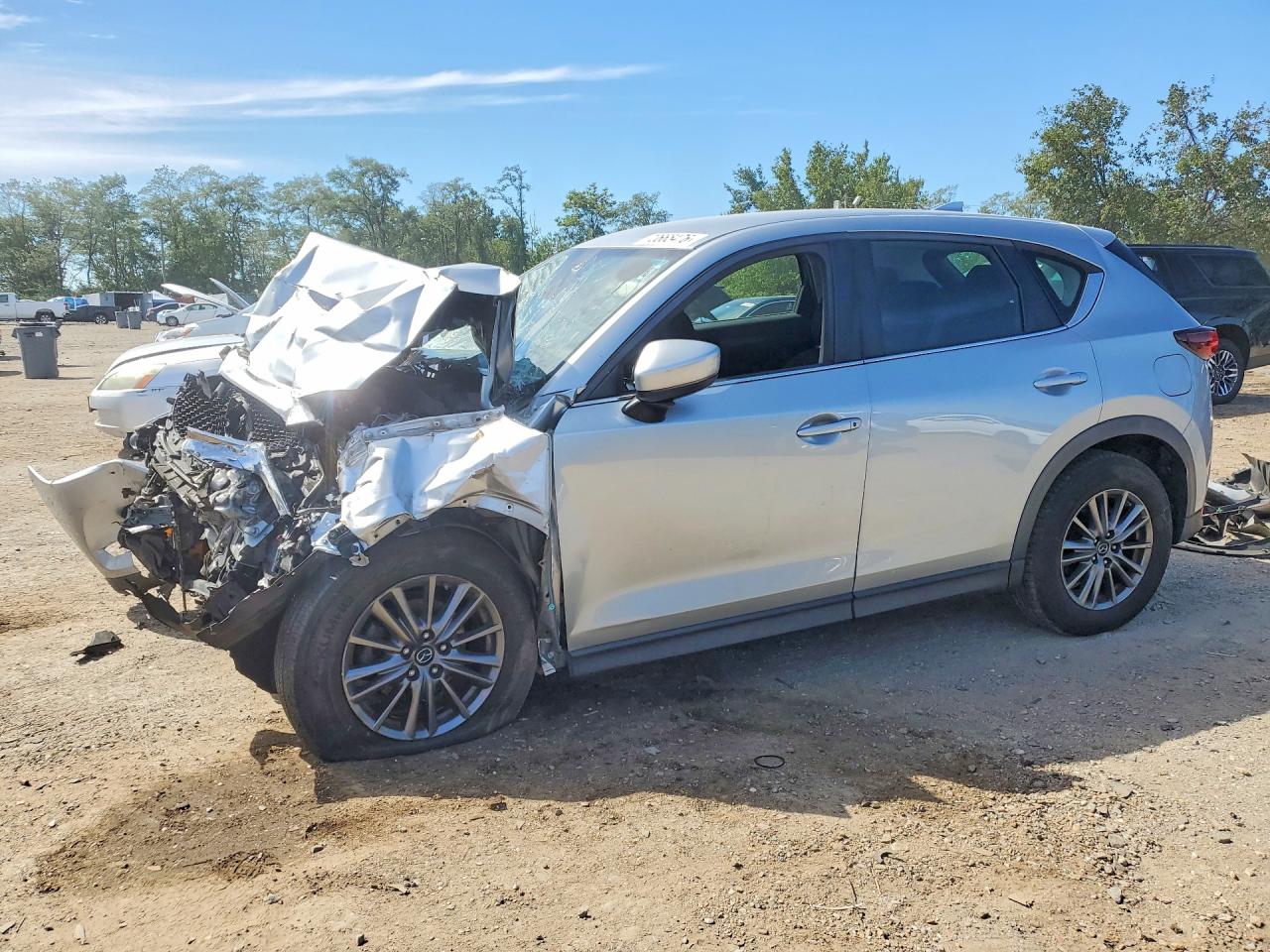 2018 MAZDA CX-5 Sport — Front 3/4