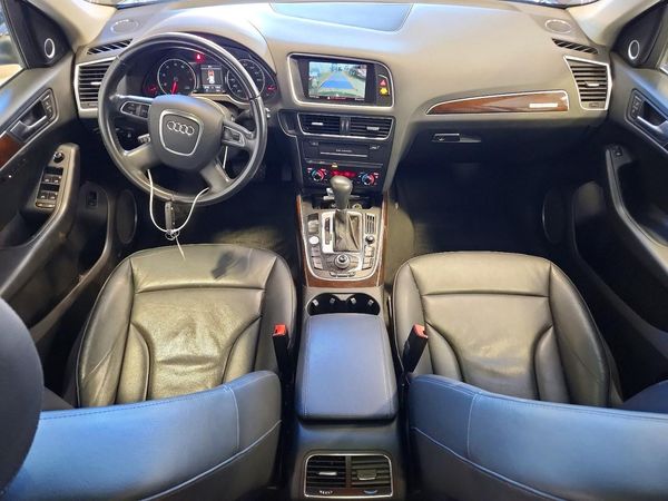 2012 AUDI Q5 Premium Plus — CKPT