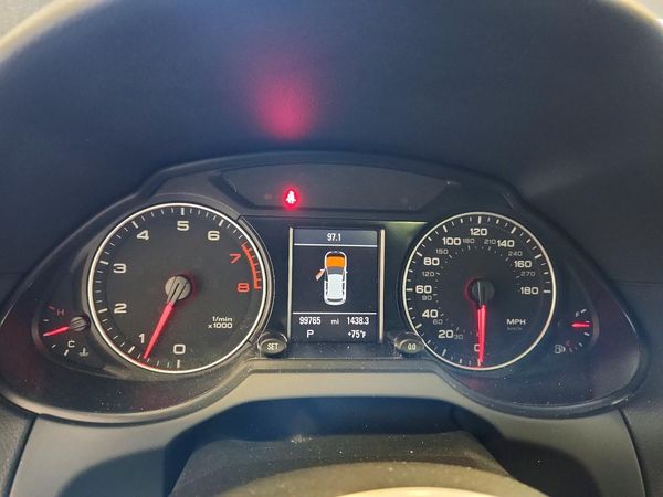 2012 AUDI Q5 Premium Plus — ODOM