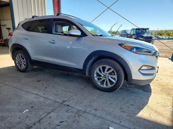 2016 HYUNDAI TUCSON — Passenger 3/4