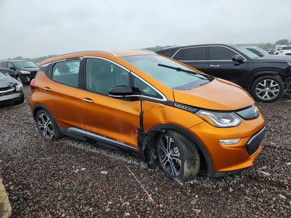 2017 CHEVROLET BOLT Premier — Passenger 3/4