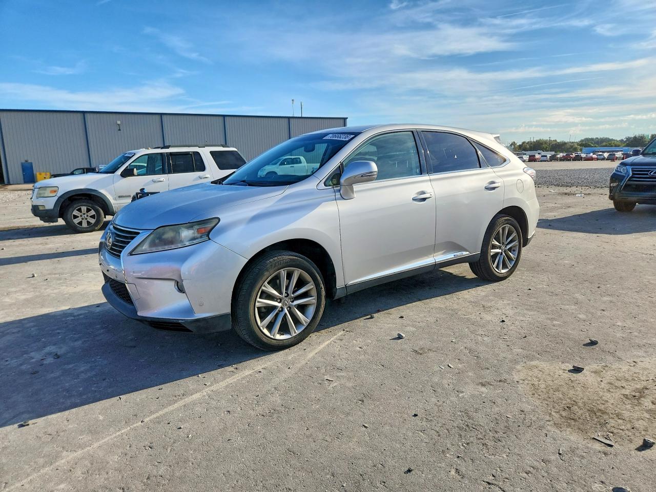 2013 LEXUS RX 450h — Front 3/4