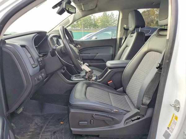 2017 CHEVROLET COLORADO Z71 — DENT