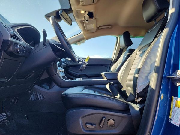 2021 FORD EDGE SEL — DENT