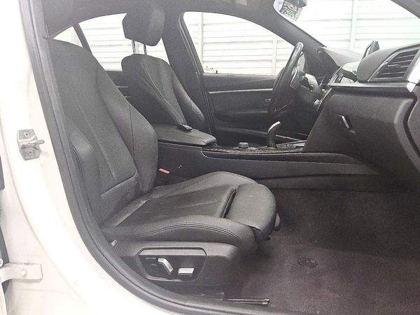 2017 BMW 330 SA — PSFS