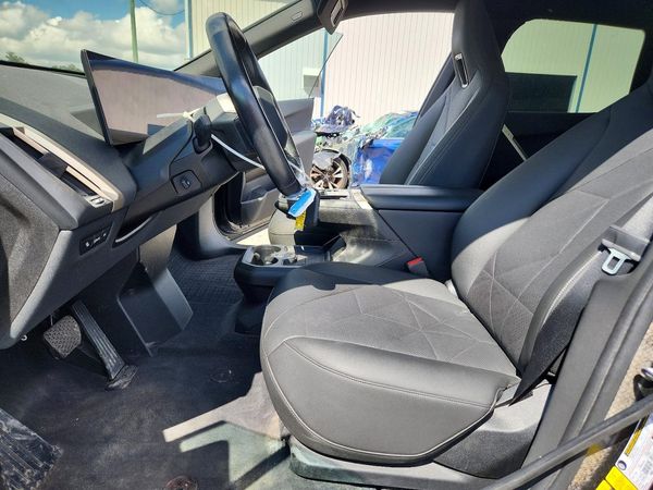 2024 BMW IX xDrive50 — DENT