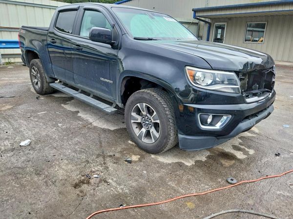 2016 CHEVROLET COLORADO Z71 — Passenger 3/4