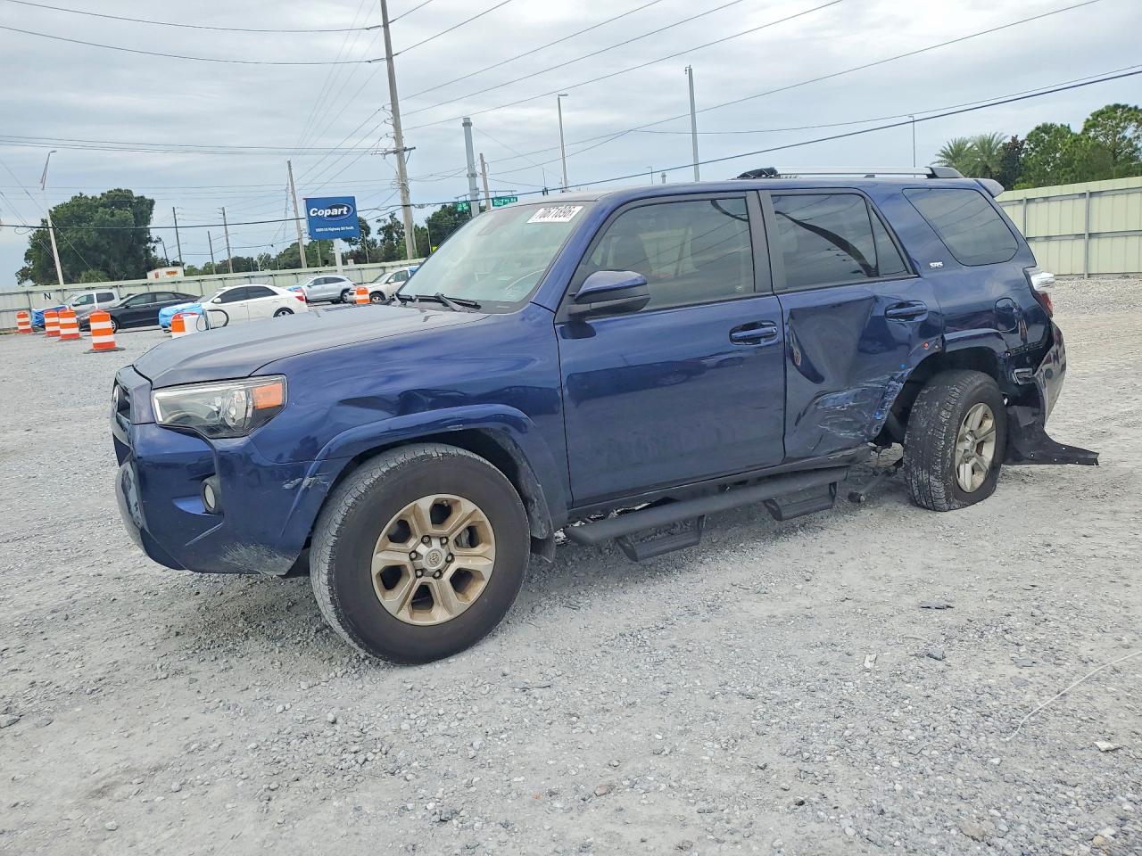 2020 TOYOTA 4RUNNER Base Grade — Front 3/4