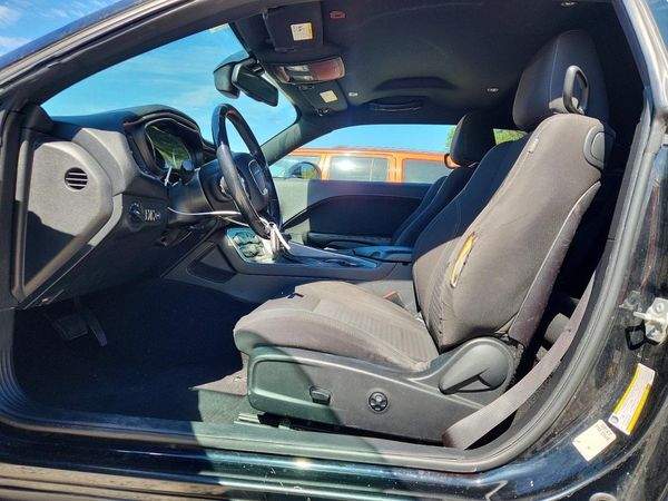 2019 DODGE CHALLENGER SXT — DENT