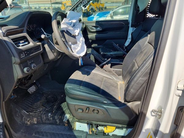 2022 CHEVROLET TAHOE FL — DENT