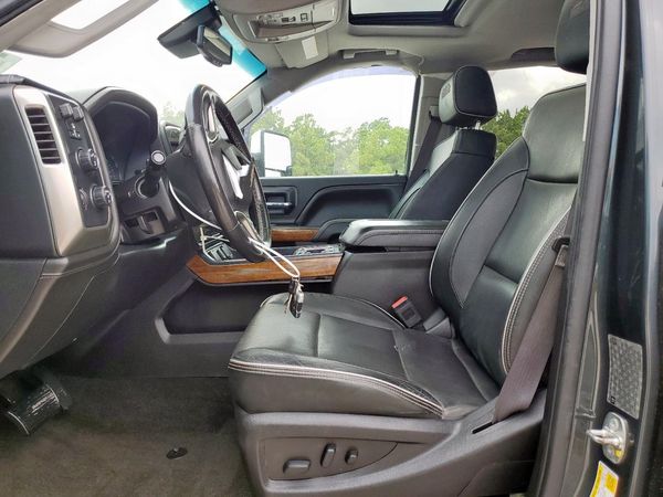 2017 CHEVROLET SILVERADO High Country