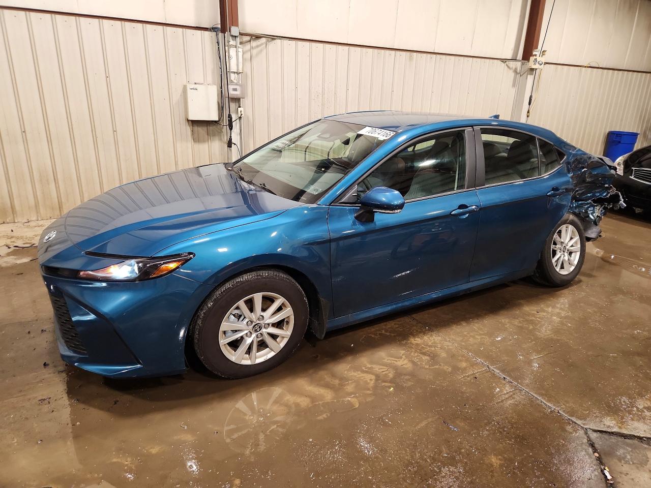 2026 TOYOTA CAMRY — Front 3/4