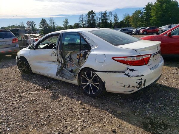 2015 TOYOTA CAMRY — DSRA