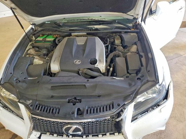 2014 LEXUS GS 350 — Engine bay