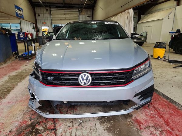2018 VOLKSWAGEN PASSAT GT — DIRF