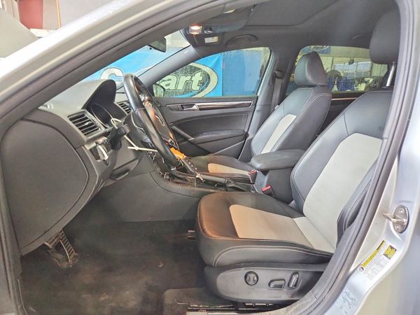 2018 VOLKSWAGEN PASSAT GT — DENT