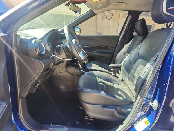 2020 NISSAN KICKS — DENT