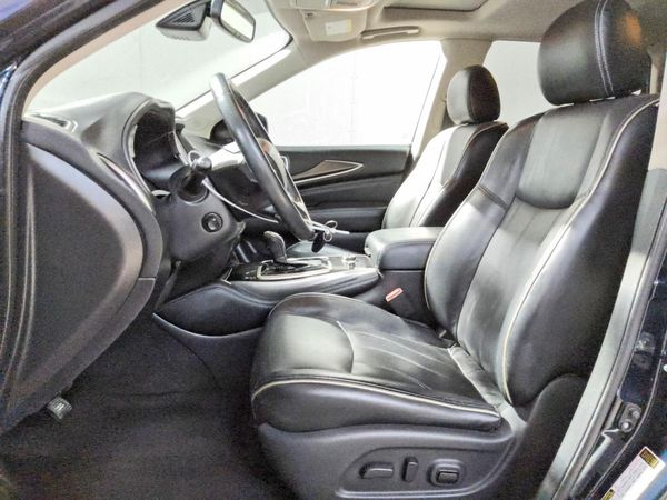 2019 INFINITI QX60 — DENT