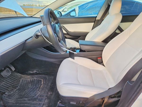 2020 TESLA MODEL 3 — DENT
