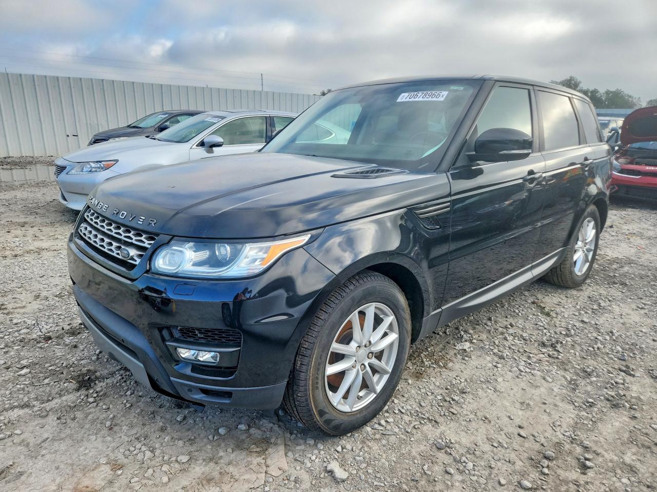 2015 LAND ROVER RANGEROVER SE — Front 3/4