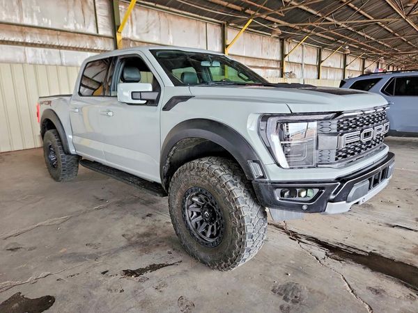 2023 FORD F150 SuperCrew-Raptor — Passenger 3/4