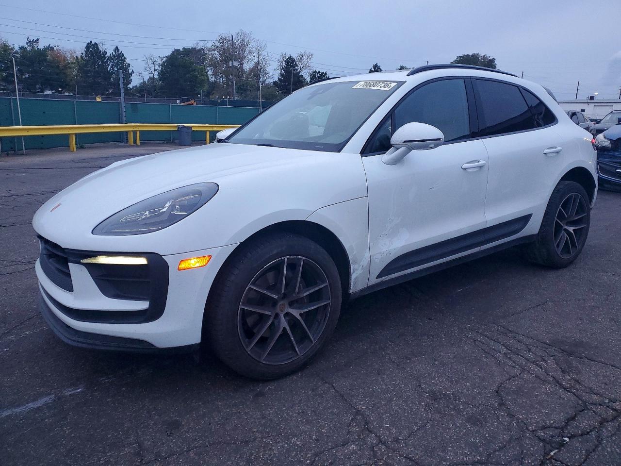 2023 PORSCHE MACAN Macan / Macan T — Front 3/4
