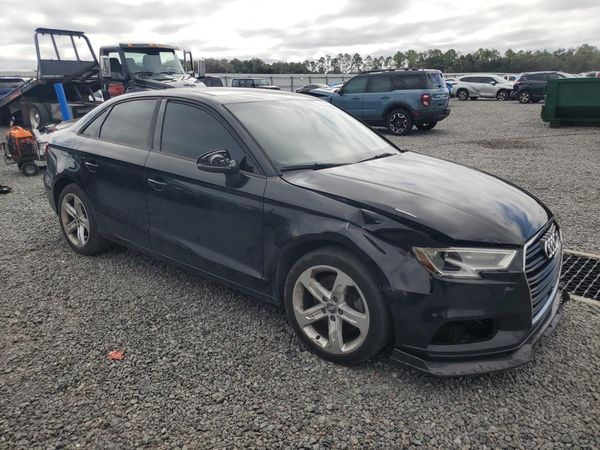 2018 AUDI A3 — Passenger 3/4