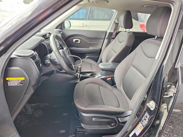 2016 KIA SOUL Plus — DENT
