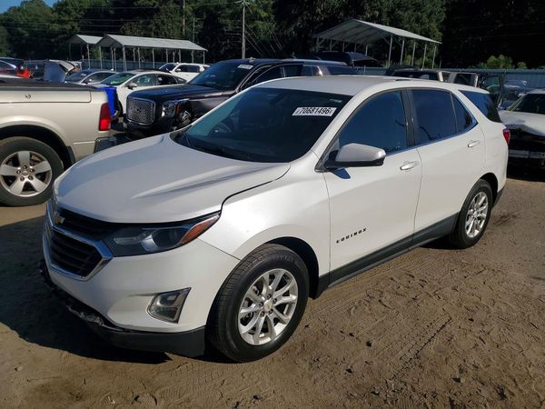 2018 CHEVROLET EQUINOX LT (1LT) — Front 3/4