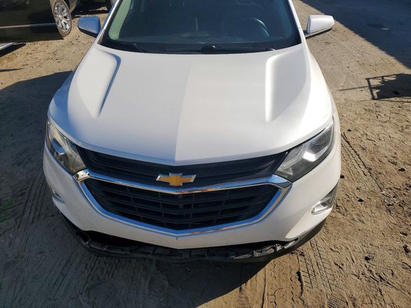 2018 CHEVROLET EQUINOX LT (1LT) — Engine bay