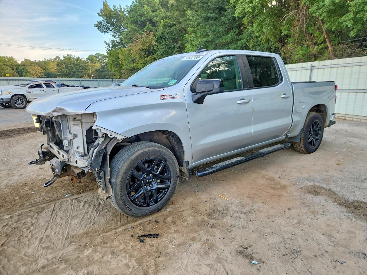 2022 CHEVROLET SILVERADO RST — Front 3/4