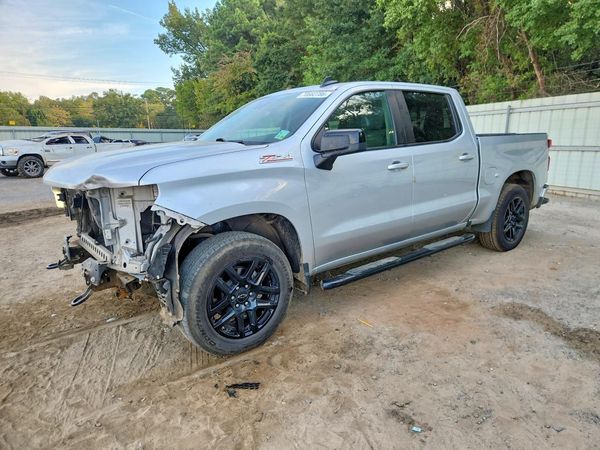 2022 CHEVROLET SILVERADO RST — Front 3/4