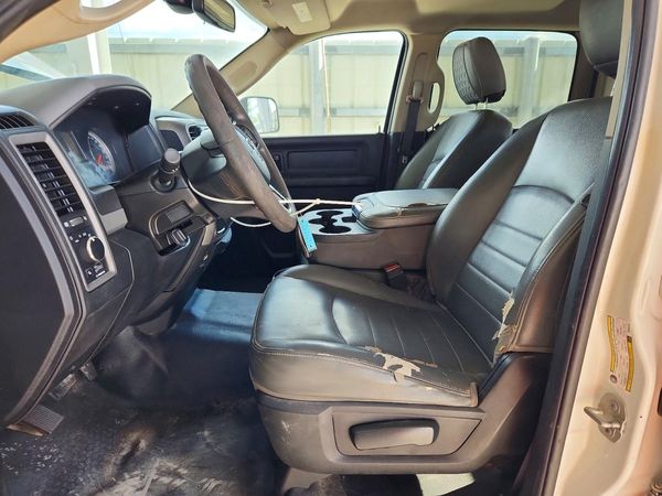 2019 RAM 1500 CLASSIC Tradesman, ST — DENT