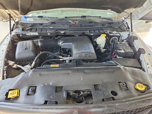 2019 RAM 1500 CLASSIC Tradesman, ST — Engine bay