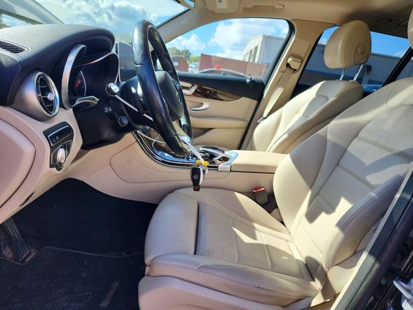 2017 MERCEDES-BENZ GLC GLC300 Base-4M — DENT