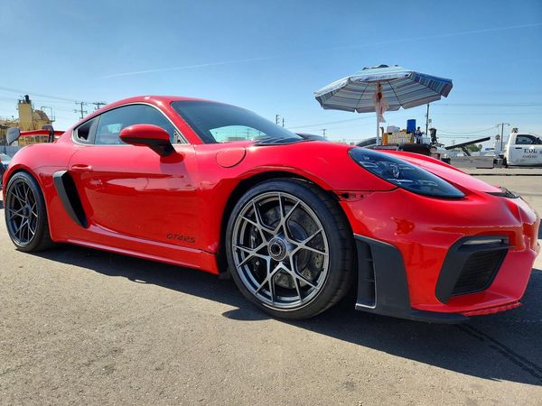 2025 PORSCHE CAYMAN — Passenger 3/4