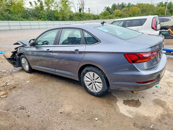 2019 VOLKSWAGEN JETTA S, SE, R-Line — DSRA