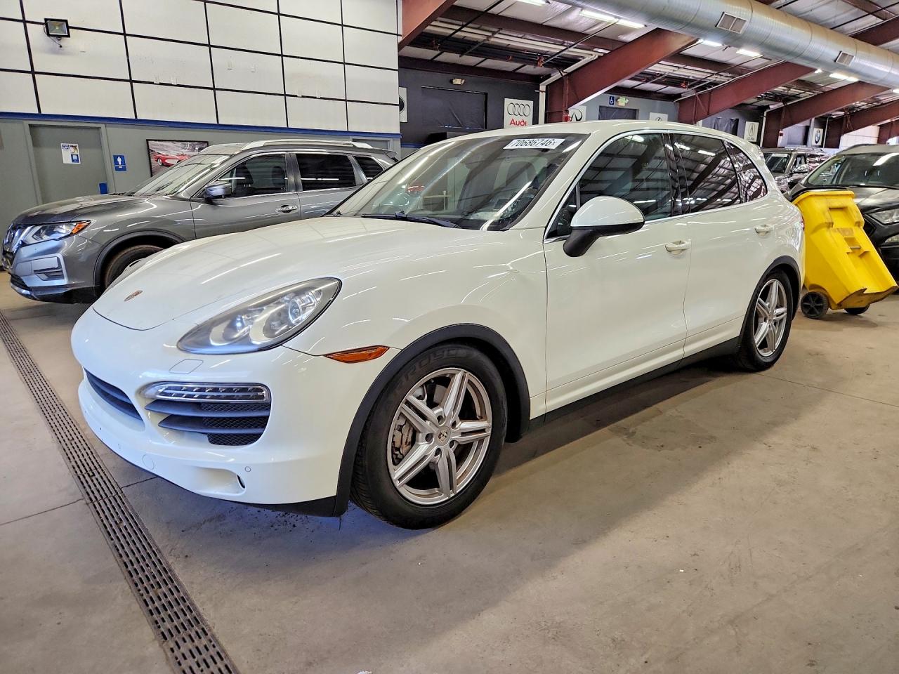 2012 PORSCHE CAYENNE S — Front 3/4