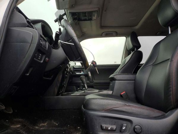 2015 TOYOTA 4RUNNER Base Grade — DENT
