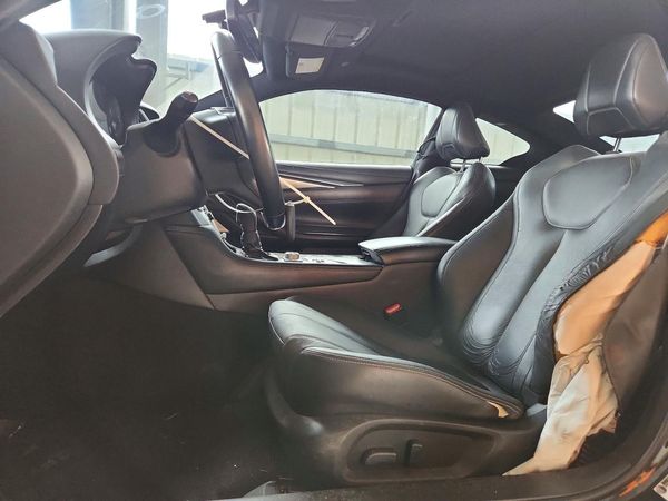 2017 INFINITI Q60 — DENT