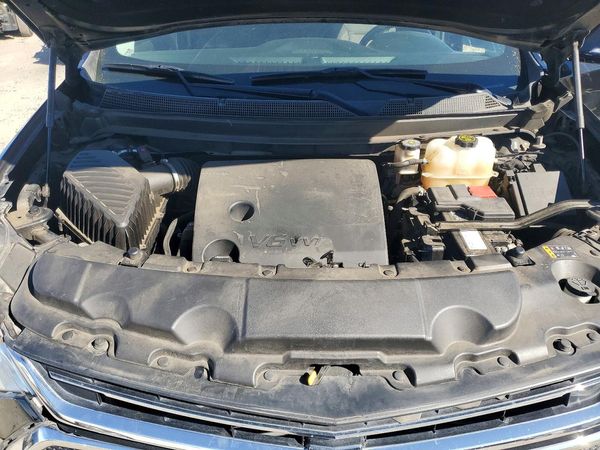 2019 CHEVROLET TRAVERSE LT — Engine bay